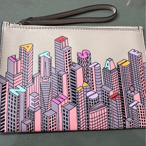 Kate Spade New York Rock Center Skyline Small Saffiano Leather Wristlet NWOT - Picture 5 of 7